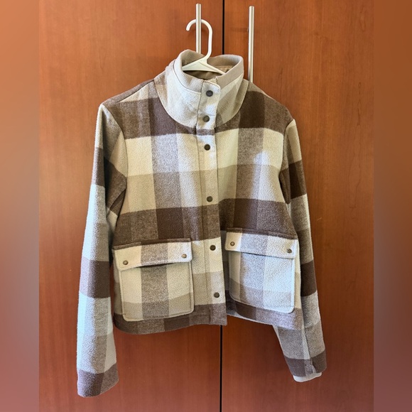Ariat Jackets & Blazers - Ariat Women's Maryland Jacket in Brown and Cream Plaid size S
